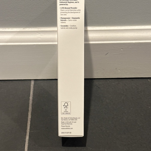 Rodan + Fields - Picture 2 of 5